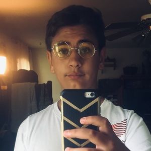 Meet your Posher, Korbin